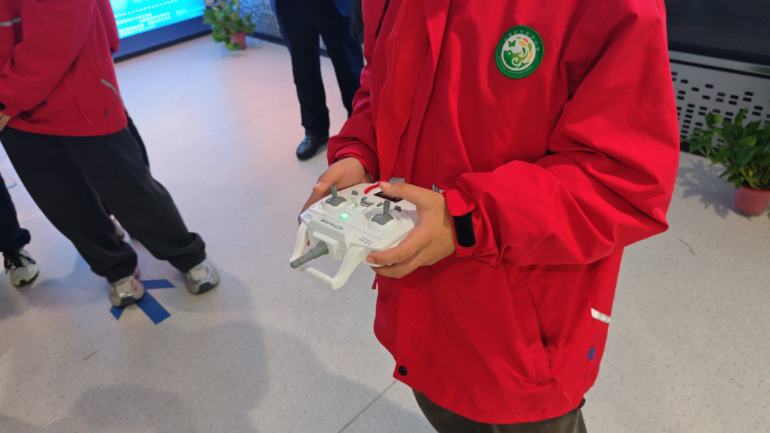 20251111875847.png 20251111875847.png